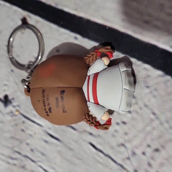 Annabelle horror doll key chain - Picture 3 of 4